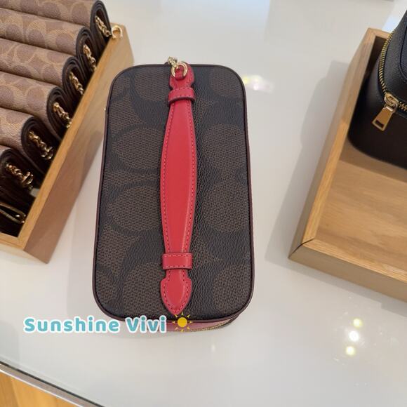 NWT Coach Cosmetic Case In Maxi Signature Canvas CCI84 Walnut/True Red - Picture 2 of 6